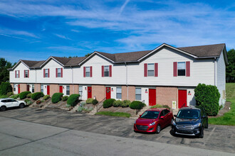 Meadow Brook in Butler, PA - Foto de edificio - Building Photo