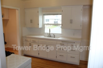 215 41st St in Sacramento, CA - Building Photo - Building Photo