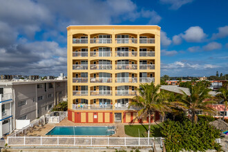 Ocean 12 in St. Petersburg, FL - Building Photo - Building Photo