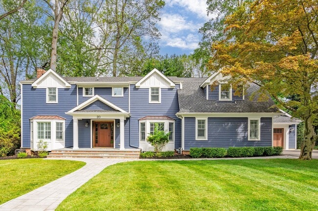 property at 20 Rustic Terrace