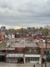 5 Lakeview Av in Toronto, ON - Building Photo - Building Photo