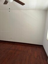 1604 Bay Rd in Miami Beach, FL - Building Photo - Building Photo