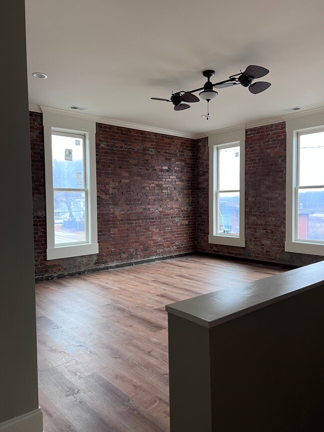 663 Broadway, Unit 663