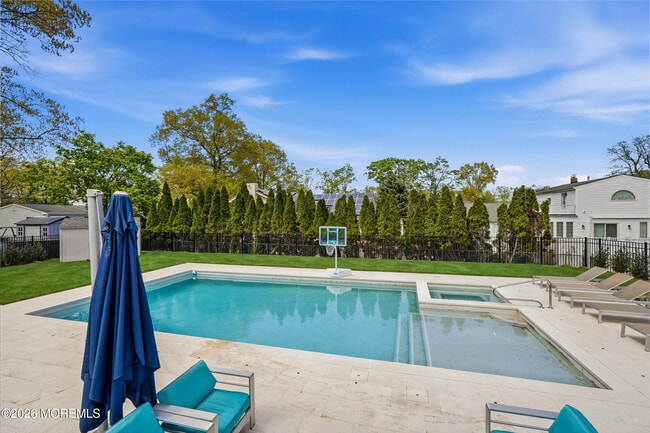 4 Cheryl Dr in Ocean Township, NJ - Building Photo - Building Photo