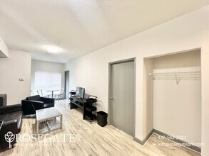258C Sunview St in Waterloo, ON - Building Photo - Building Photo