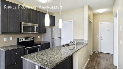 402 Marquis Ln SE in Calgary, AB - Building Photo - Building Photo