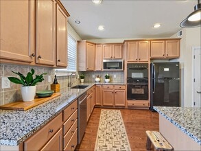 20907 Houseman Terrace in Ashburn, VA - Building Photo - Building Photo