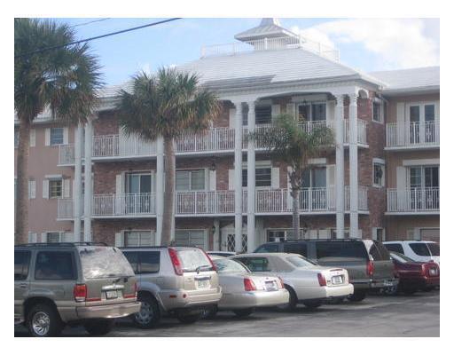 1199 Hillsboro Mile in Hillsboro Beach, FL - Building Photo