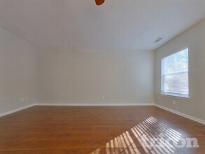 138 Birchfield Way in Dallas, GA - Foto de edificio - Building Photo