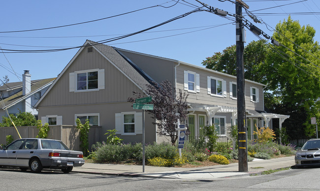 4170 Emerald St in Oakland, CA - Building Photo - Building Photo