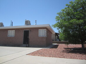 3606 Taylor Ave in El Paso, TX - Foto de edificio - Building Photo