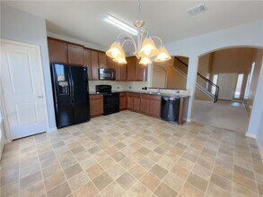 1002 Hawkeye Point Rd in Georgetown, TX - Building Photo - Building Photo