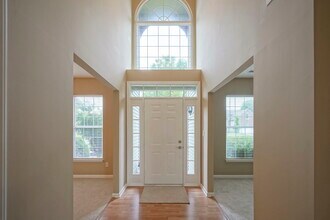 14170 Royalwood Dr in Fishers, IN - Building Photo - Building Photo