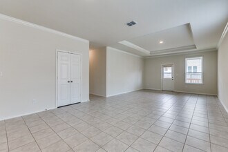 13907 Knob Crk in San Antonio, TX - Building Photo - Building Photo