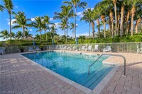 3930 Deer Crossing Ct in Naples, FL - Foto de edificio - Building Photo