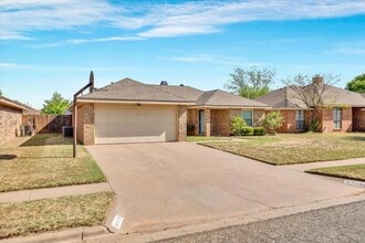 6012 72nd St in Lubbock, TX - Building Photo - Building Photo