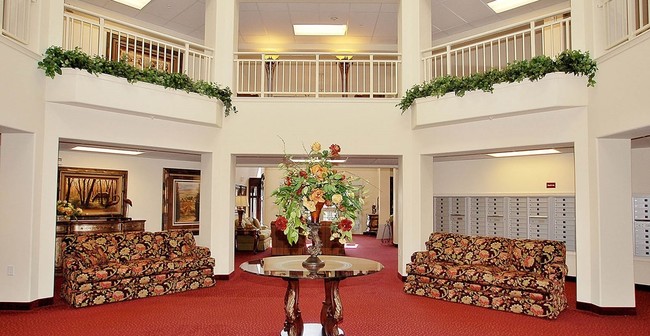 Whispering Chase Senior Apartments in Cheyenne, WY - Building Photo - Interior Photo