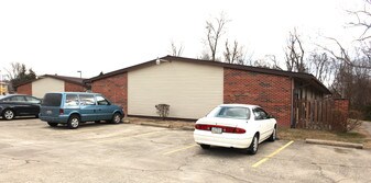 8242 Ohio River Rd in Wheelersburg, OH - Building Photo