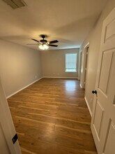 112 S Madison Ave in McGregor, TX - Building Photo - Building Photo