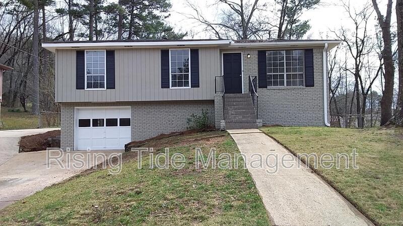 1645 Azalea Dr in Birmingham, AL - Building Photo