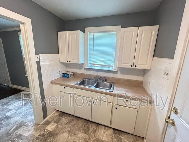 2718 Windsor Pkwy in Memphis, TN - Building Photo - Building Photo