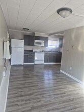 304 E Lehr Ave in Ada, OH - Building Photo - Building Photo