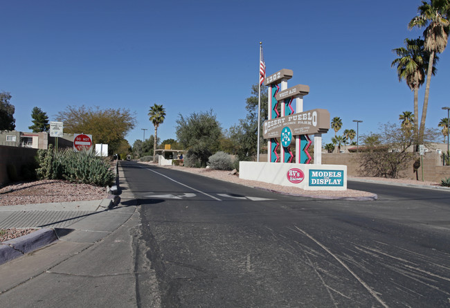 Desert Pueblo in Tucson, AZ - Foto de edificio - Building Photo