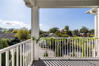 Seasons at Cane Creek in Fletcher, NC - Building Photo - Building Photo