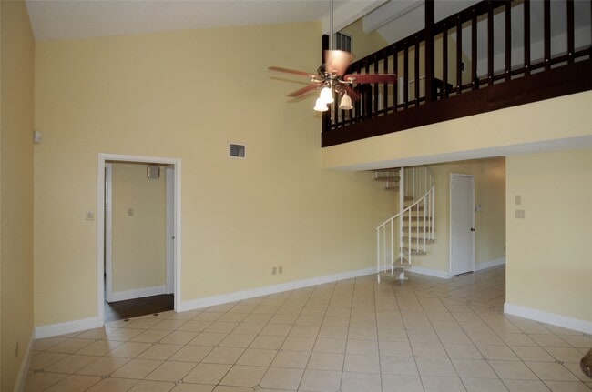 1903 Brushy Creek Dr in Sugar Land, TX - Building Photo - Building Photo
