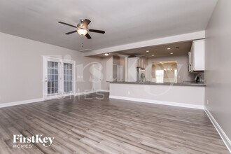 499 Royal Oak Ln in Clayton, NC - Foto de edificio - Building Photo