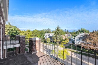 601 W 4th St in Royal Oak, MI - Building Photo - Building Photo