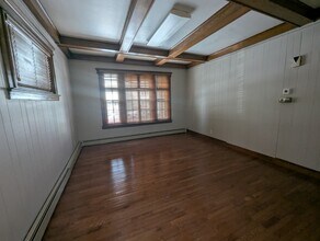 633 Orange St, Unit 1 in New Haven, CT - Foto de edificio - Building Photo