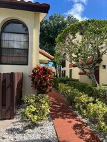 10678 Ocean Palm Way in Boynton Beach, FL - Building Photo