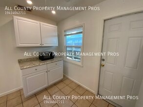 2168 Wood St in Sarasota, FL - Building Photo - Building Photo