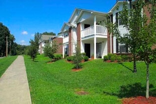 Beaver Hollow Apartments in Johnson City, TN - Building Photo