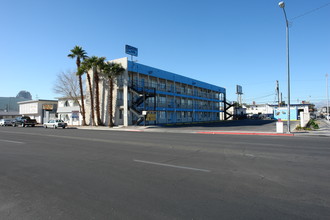 Avalon Arms Apartments in Las Vegas, NV - Building Photo - Building Photo