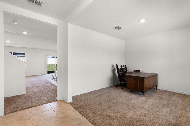 2024 Griffin Oaks Wy in Tavares, FL - Building Photo - Building Photo