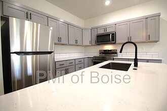 123 Trifecta Ln in Nampa, ID - Building Photo - Building Photo