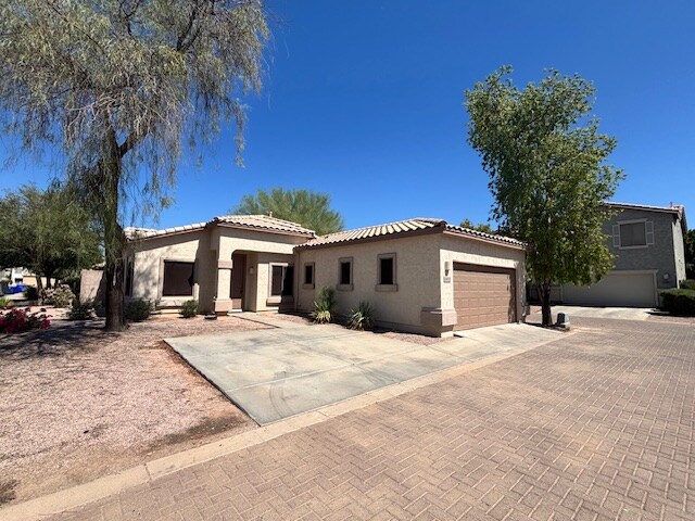 6455 S Kimberlee Way in Chandler, AZ - Building Photo