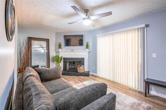 859 Regal Path Ln in Decatur, GA - Building Photo - Building Photo