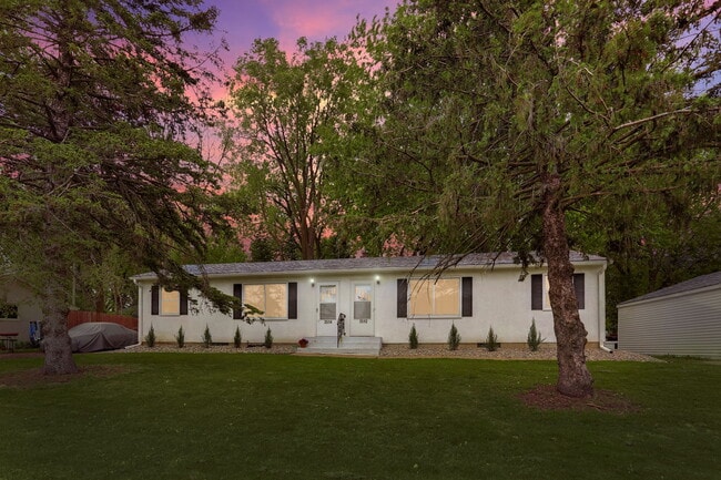 property at 2514 Woodlynn Ave
