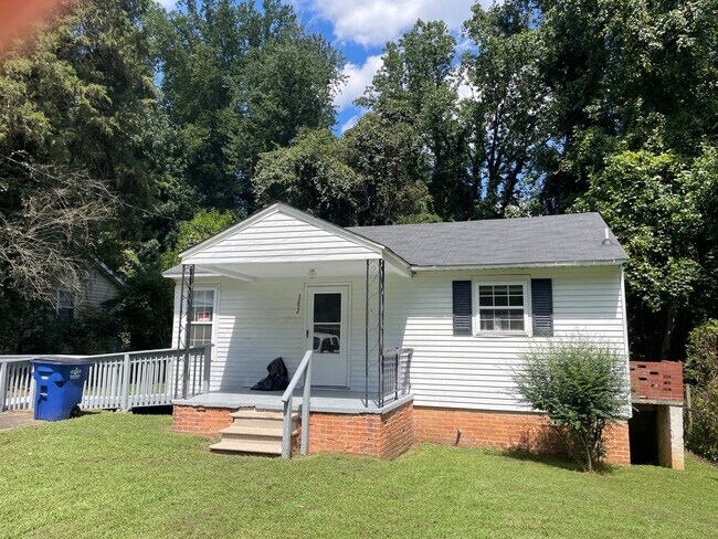 property at 3652 Cornell Blvd