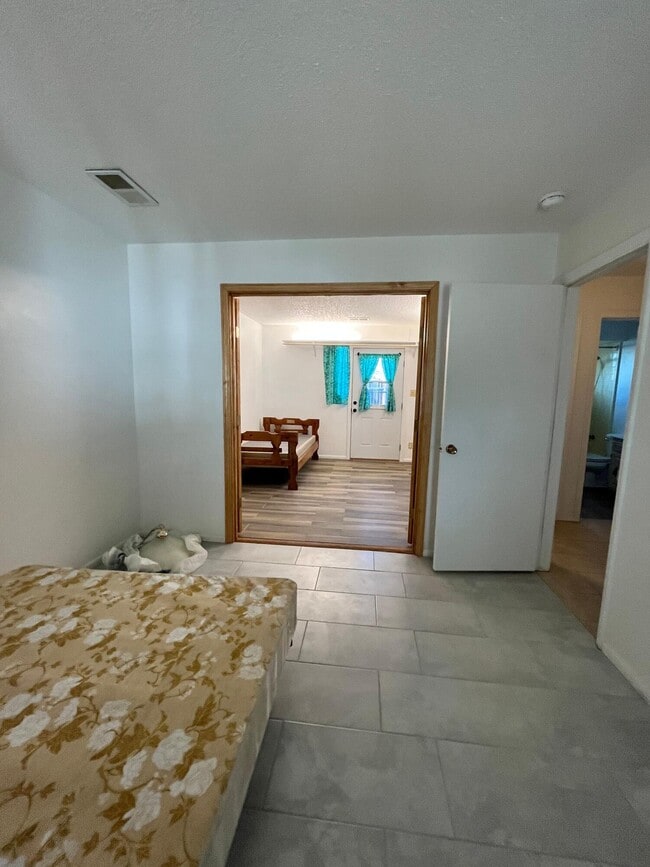 409 San Juan De Rio Dr SE in Rio Rancho, NM - Building Photo - Building Photo