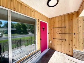 2321 Glendale Dr in Waco, TX - Building Photo