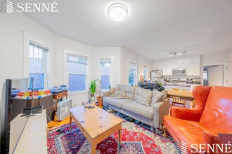 37 Magoun St, Unit 37 Magoun in Cambridge, MA - Building Photo - Building Photo