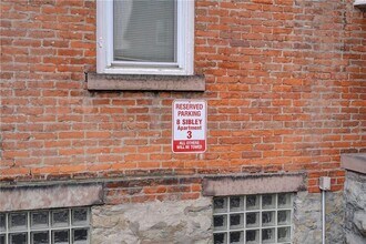 8 Sibley Pl in Rochester, NY - Building Photo - Building Photo