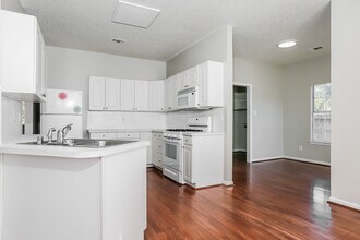 503 Griffis Rd in Bryant, AR - Building Photo - Building Photo