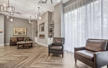 5300 Holmes Run Pky, Unit 1412 in Alexandria, VA - Building Photo - Building Photo