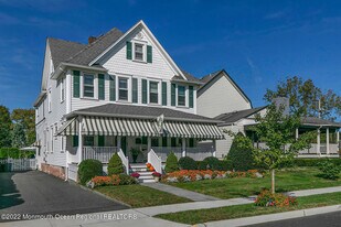 502 Tuttle Ave in Spring Lake, NJ - Building Photo