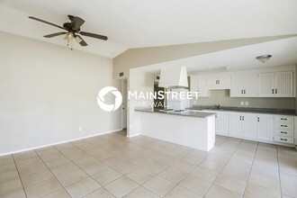 7032 W Holly St in Phoenix, AZ - Building Photo - Building Photo